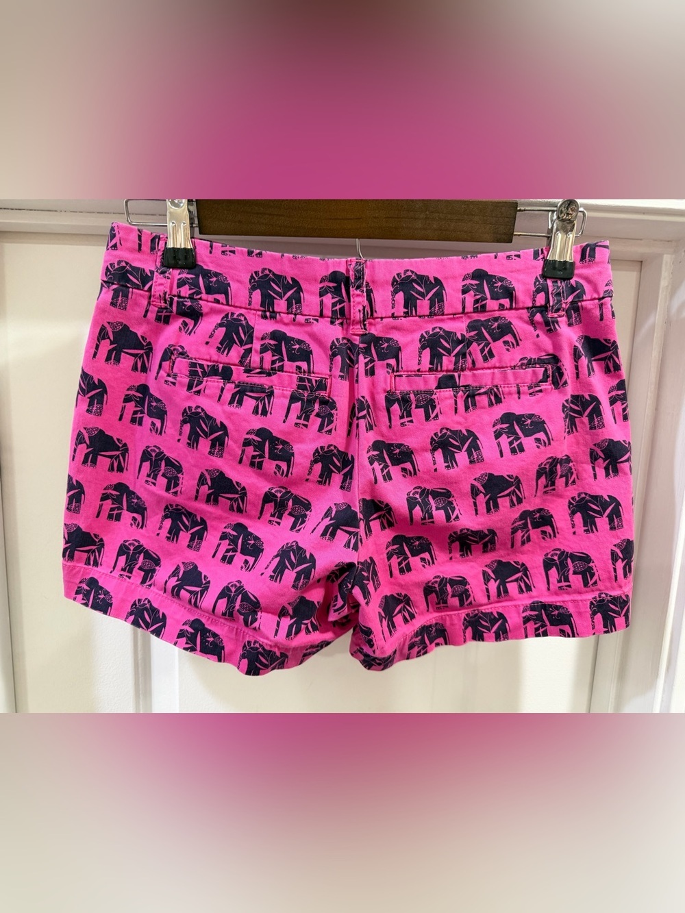 crown & ivy Pink Shorts Navy Elephants π Size 2P - Picture 2 of 12